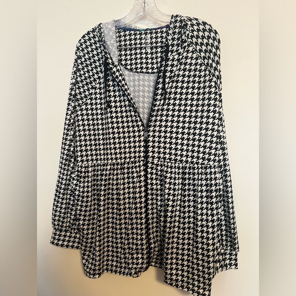 Lug Black and White Houndstooth Zipper Hoodie